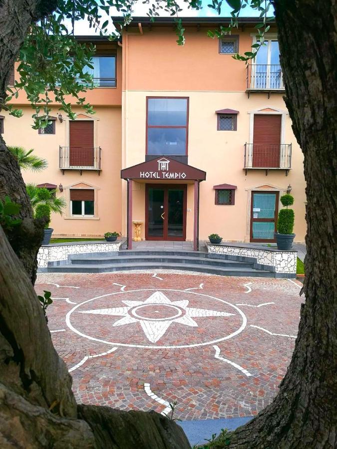 Hotel Tempio Лаго-Патрия Экстерьер фото