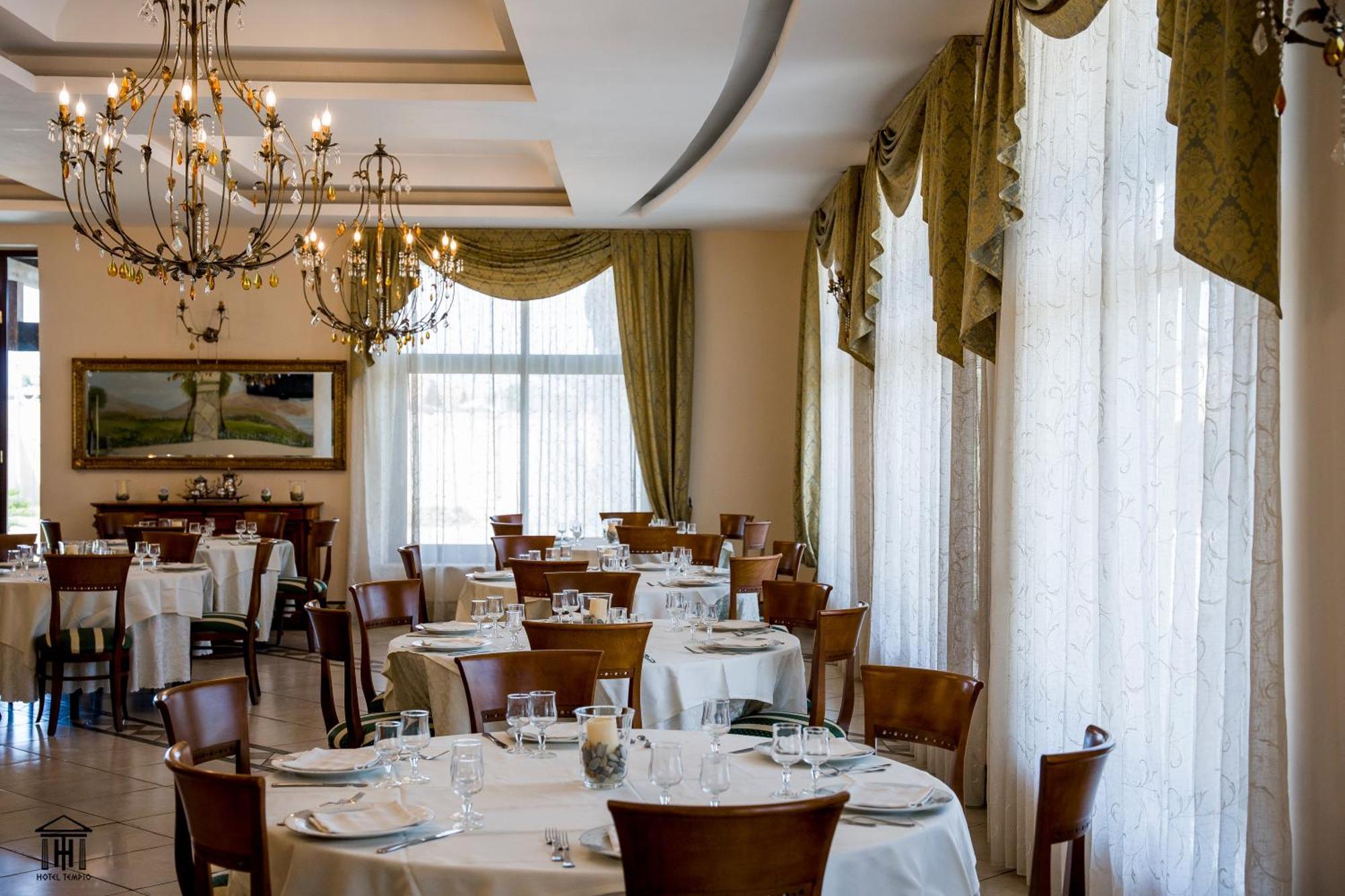 Hotel Tempio Лаго-Патрия Экстерьер фото