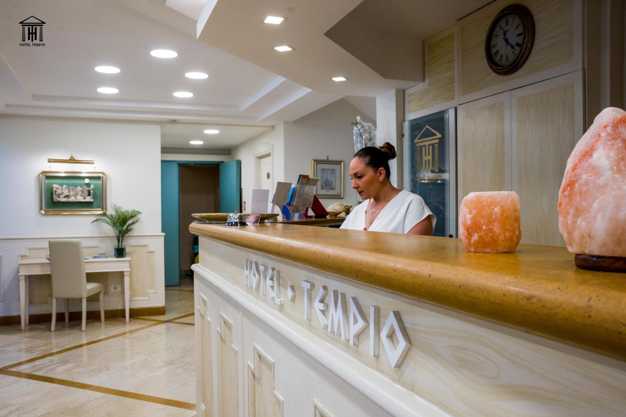 Hotel Tempio Лаго-Патрия Экстерьер фото